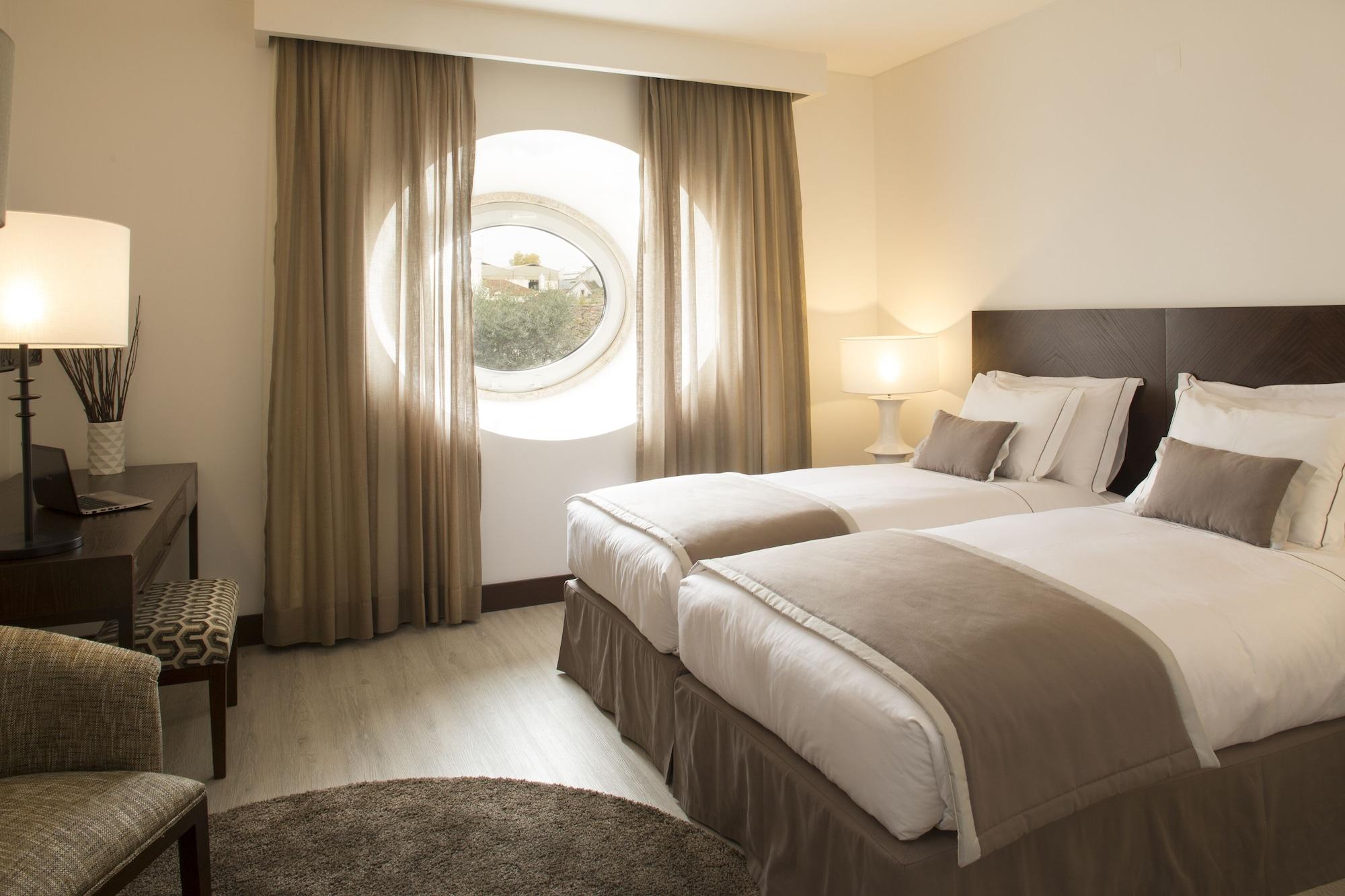 Pateo Dos Solares Charm Hotel Estremoz Exterior photo